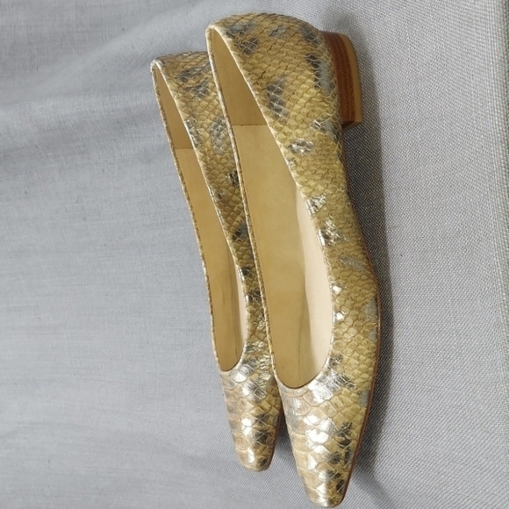 Stuart Weitzman Snake Skin Design Square Nose Poi… - image 3